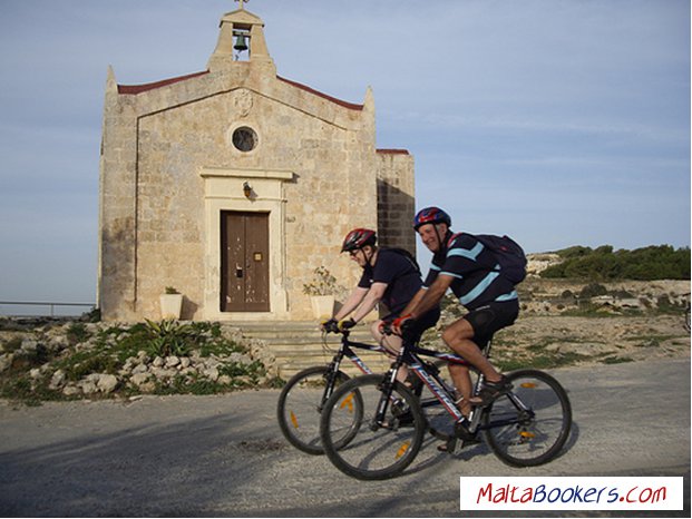 maltabookers.com Cycling Tours - Fort Bingemma, Malta